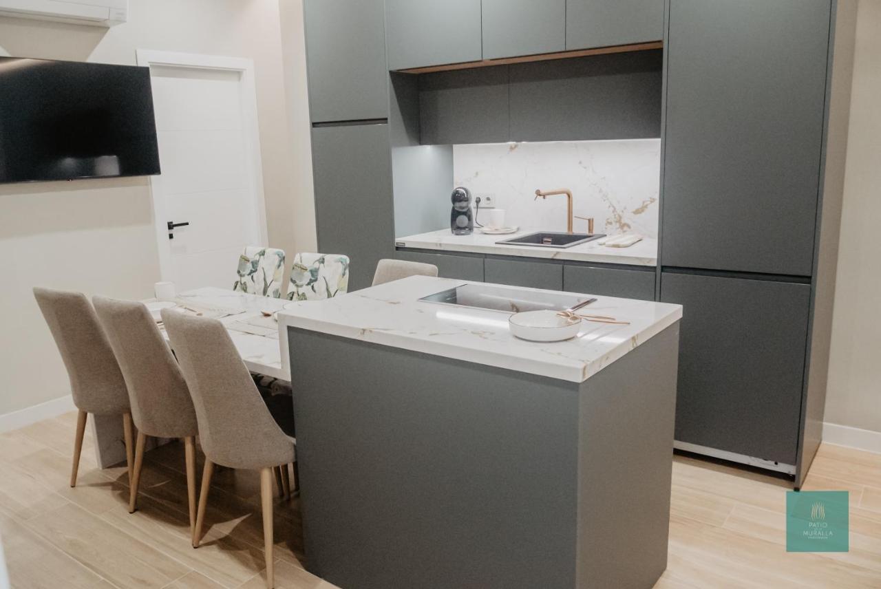 Patio De La Muralla Apartamentos Cordoba Ngoại thất bức ảnh